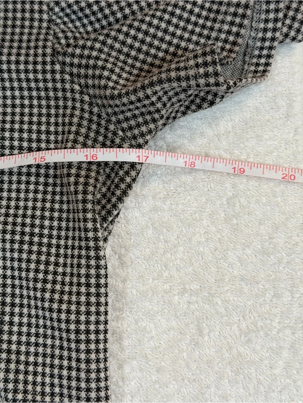 Zara Houndstooth Mock Neck Ruffle Top Puff Sleeve Smocked Gingham Academia Plaid